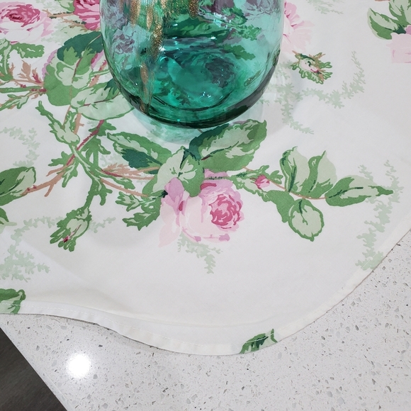 Shabby Chic Spring Summer Cabbage Roses Flowers Cotton Tablecloth 54x112" Oblong - Picture 8 of 15